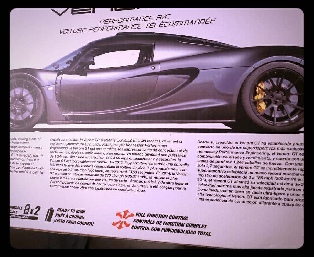 HENNESSY VENOM GT REMOTE CONTROL CAR